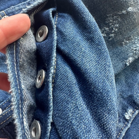 NWT AMO tomboy shorts in blue nile with distress jean shorts high rise denim 27 - Picture 6 of 9